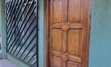 Casa en venta - 1 Dormitorio 1 Baño - Lanús