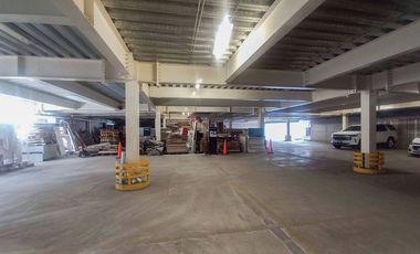 SE VENDE LOCAL COMERCIAL EN AVENIDA UNIVERSIDAD