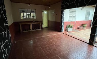 Casa de 3 dormitorios en ALQUILER