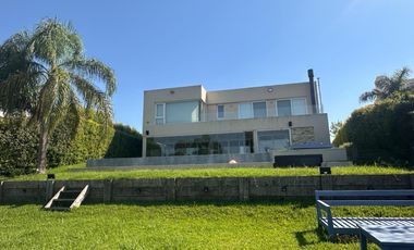 Casa - El Yacht