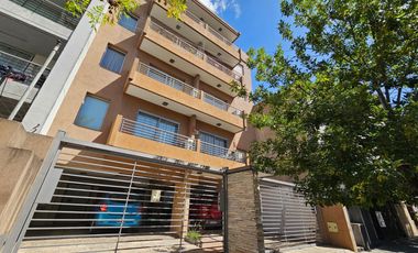 ALQUILER TEMPORARIO EN CASTELAR - ALQUILER  AMOBLADO!