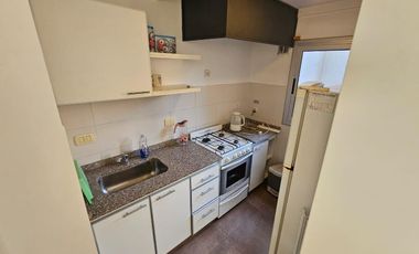 ALQUILER TEMPORARIO EN CASTELAR - ALQUILER  AMOBLADO!