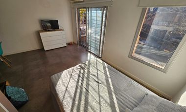 ALQUILER TEMPORARIO EN CASTELAR - ALQUILER  AMOBLADO!