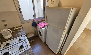 ALQUILER TEMPORARIO EN CASTELAR - ALQUILER  AMOBLADO!