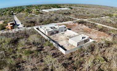 Casa en PREVENTA | CHICXULUB  | ENTREGA AGO 25 |