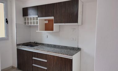 Departamento en  BUEN ESTADO AL FRENTE