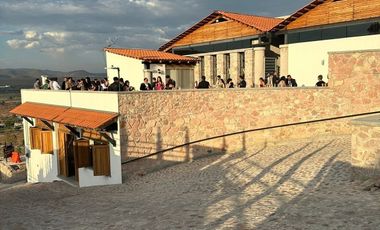 Quinta para eventos 3 salones en 1 ubicado en ALFACAYUCAN  Qro.