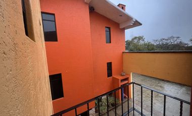 Casa en RENTA la Sierra de Santa Rosa Naturaleza, Privacidad y Comodidad.