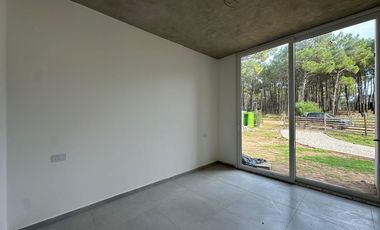Casa en venta - 4 Dormitorios 3 Baños - Pinamar