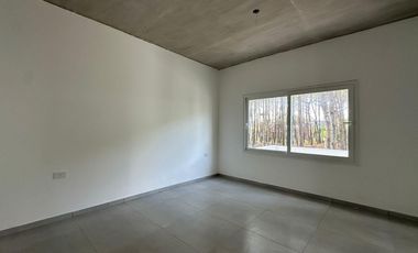 Casa en venta - 4 Dormitorios 3 Baños - Pinamar
