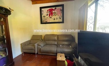 CASA EN RENTA EN EL CENTRO DE TEQUSQUIAPAN. Yodi