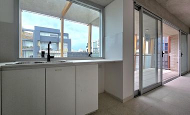 VENTA • VICENTE LÓPEZ • 3 AMBIENTES • COCHERA