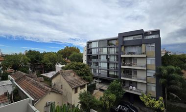 VENTA • VICENTE LÓPEZ • 3 AMBIENTES • COCHERA