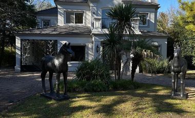 Casa en alquiler - Barrio Saint Thomas Norte, Canning