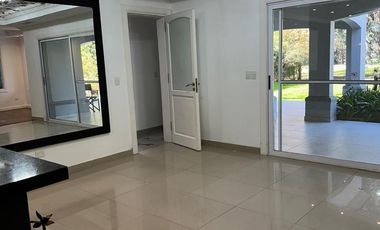 Casa en alquiler - Barrio Saint Thomas Norte, Canning