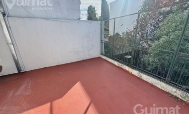 Casa en Zona Residencial de  Vicente López
