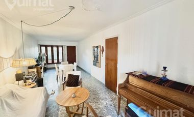 Casa en Zona Residencial de  Vicente López