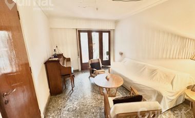 Casa en Zona Residencial de  Vicente López