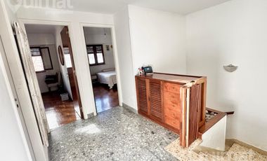 Casa en Zona Residencial de  Vicente López