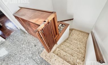 Casa en Zona Residencial de  Vicente López