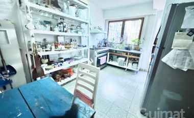 Casa en Zona Residencial de  Vicente López