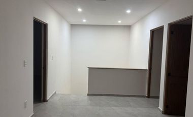 Casa Residencial en Privada Bosques de Conkal.