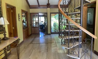 Vendo exclusiva casa con terreno en Los Andes