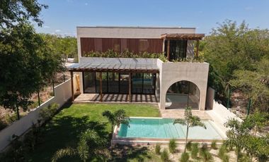 Casa en venta con vista al campo de golf en Provincia Residencial, Mérida