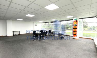 Oficina en Arriendo en Siberia. CC9100