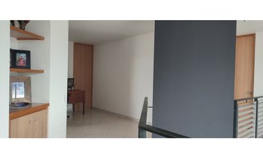 Apartamento Penthouse en venta, Almería en Medellín