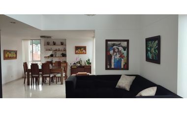 Apartamento Penthouse en venta, Almería en Medellín