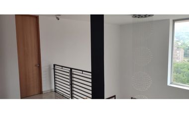 Apartamento Penthouse en venta, Almería en Medellín