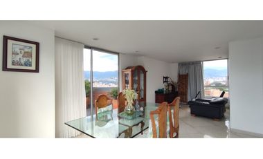 Apartamento Penthouse en venta, Almería en Medellín