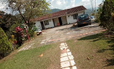 VENTA CASA CAMPESTRE EN ANGELOPOLIS