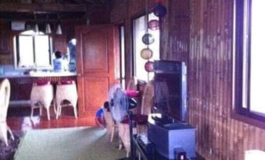 Vacation House For Sale in Tagaytay City-MC