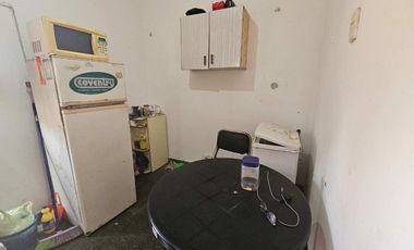 Venta casa tipo dpto en Levalle al 200 Bernal