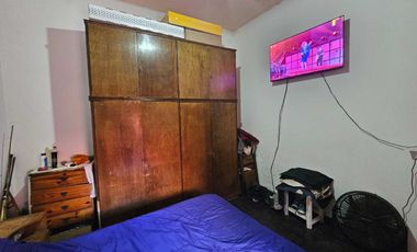 Venta casa tipo dpto en Levalle al 200 Bernal