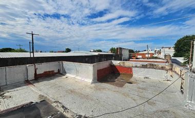 Venta casa tipo dpto en Levalle al 200 Bernal
