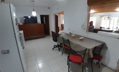 Casa en venta en Jardines de la Costa – A. Leyes