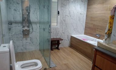 CASA VENTA VILLA GESELL DOS CASAS