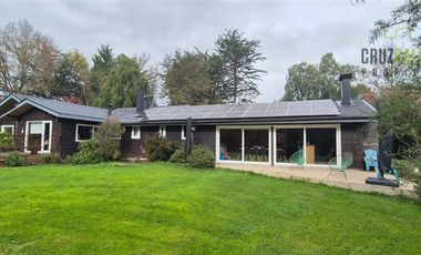 Casa en Venta en Condominio Lagunitas parcela 9