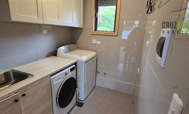 Casa en Venta en Condominio Lagunitas parcela 9