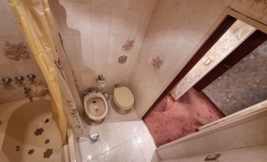 VENTA CASA 4 AMB CON QUINCHO Y PATIO