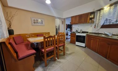 VENTA CASA 4 AMB CON QUINCHO Y PATIO