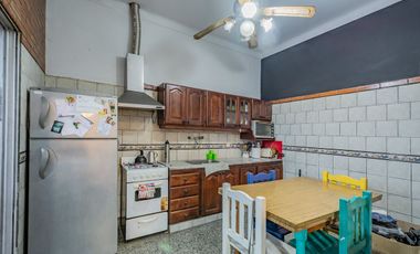 VENTA PH TIPO CASA 3 AMBIENTES, PARQUE AVELLANEDA