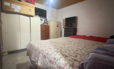 PH 3 AMBIENTES VENTA CON PATIO BERNAL OESTE