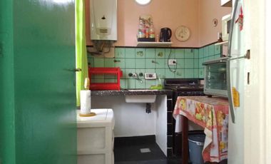 VENTA PH 3 AMBIENTES CON PATIO Y TERRAZA PROPIOS