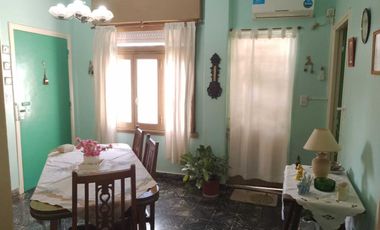 VENTA PH 3 AMBIENTES CON PATIO Y TERRAZA PROPIOS