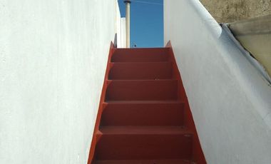 VENTA PH 3 AMBIENTES CON PATIO Y TERRAZA PROPIOS