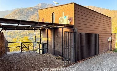 Casa en Arriendo en Camino a Farellones KM 3 (Mallsport) AMOBLADO